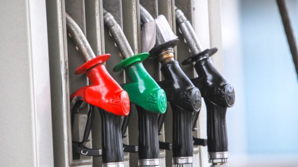 Почему 92-й бензин может быть опасен для автомобиля: ответ экспертов