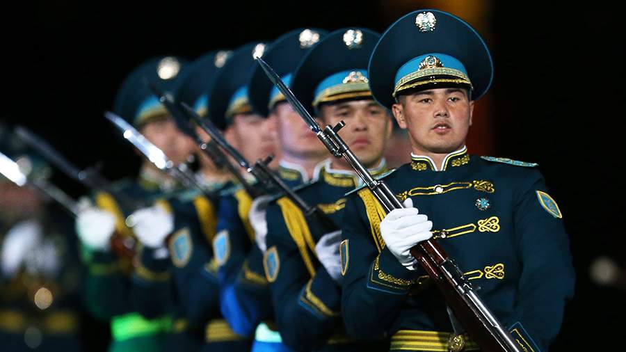 Казахстан не будет проводить военный парад 9 мая<br />

