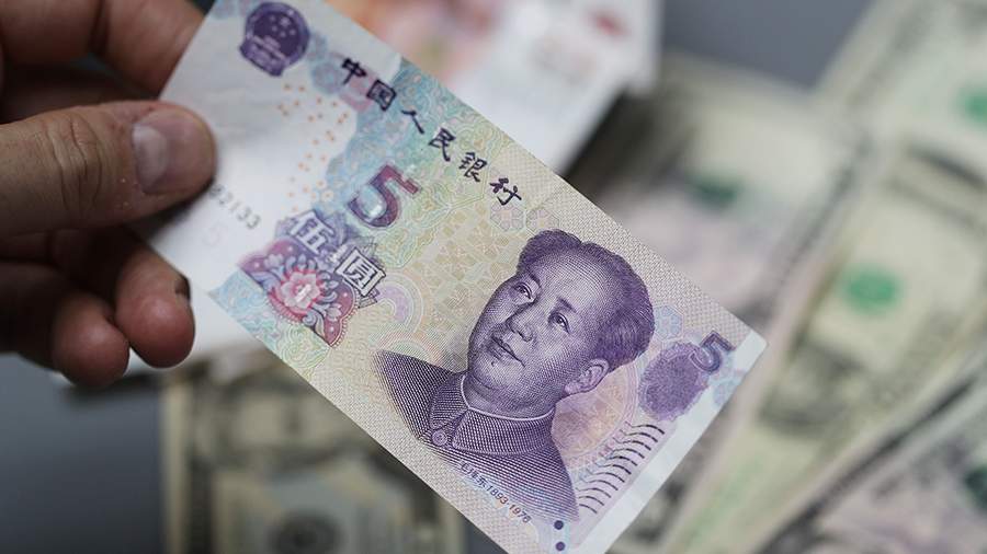В Великобритании допустили превосходство юаня над долларом<br />
